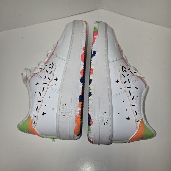Nike Air Force 1 LV8 GS Doodles Drawing White Shoes DV1366-111 Size 6.5Y Retro - Picture 6 of 14